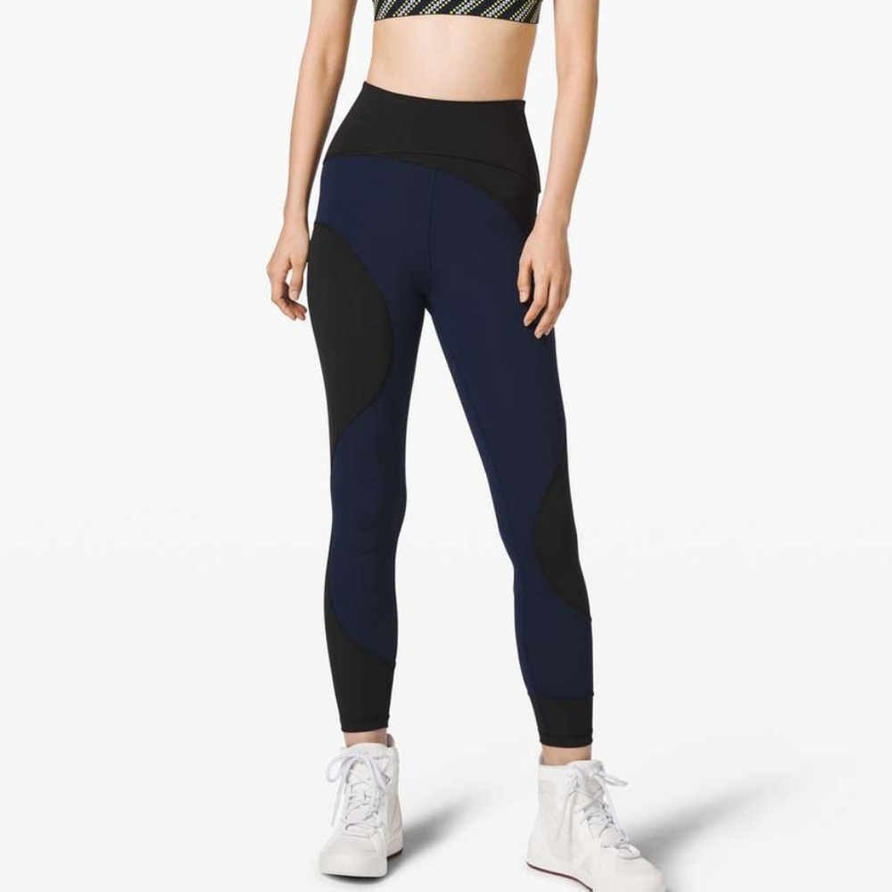 LULULEMON $138 Roksanda Inner Expanse Limited Edition 4 - Picture 3 of 11